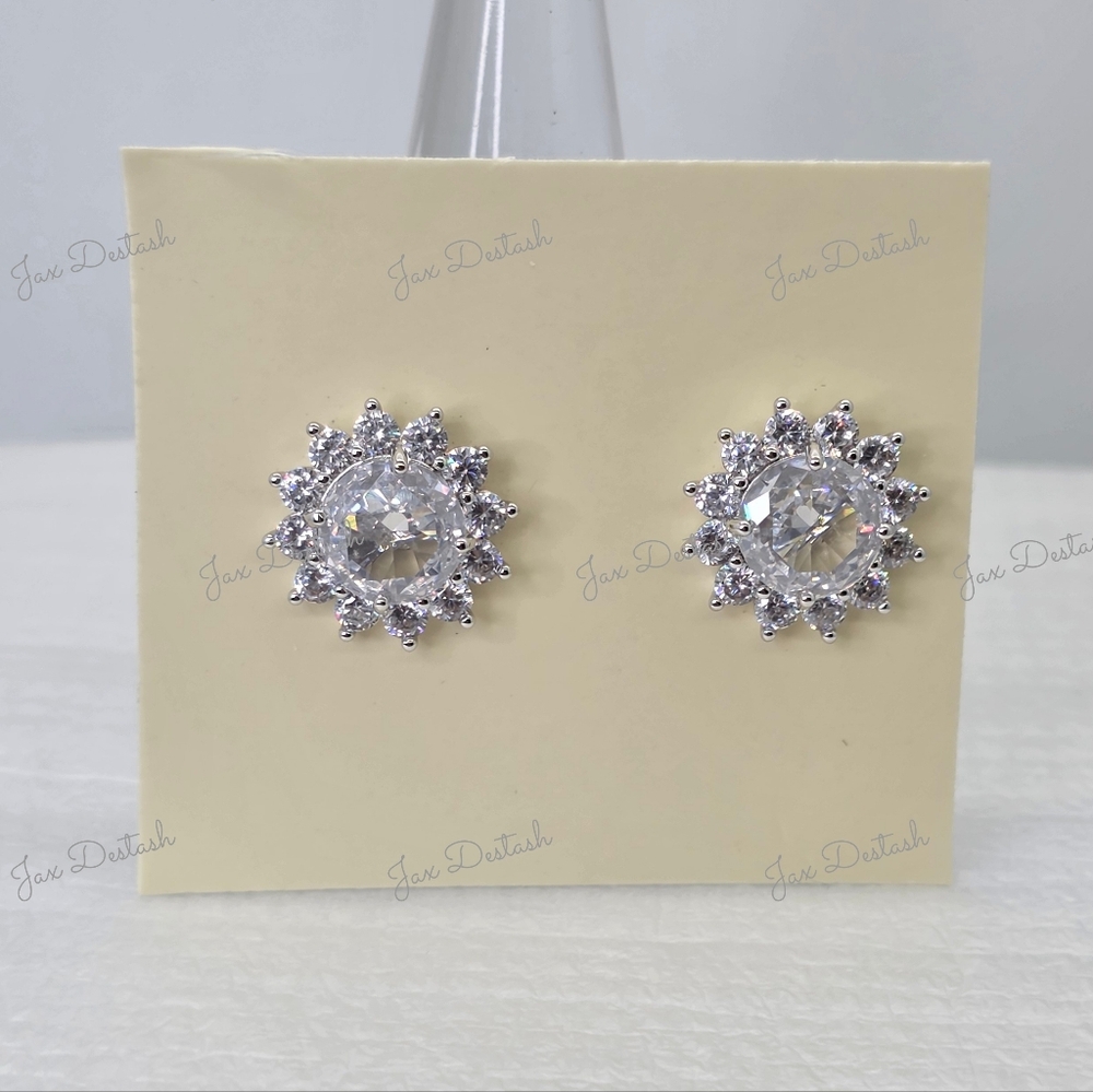 Bomb Party Simply Stud Singles ER124